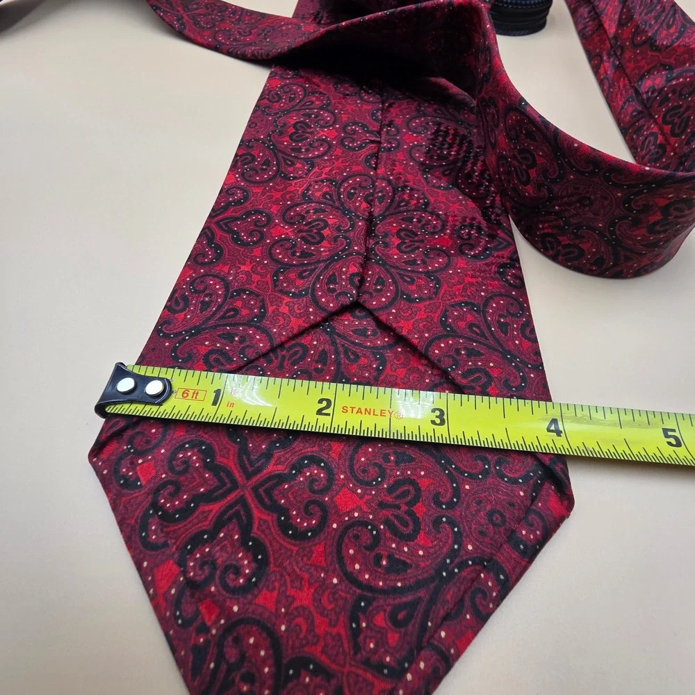 Stefano Ricci Luxury Collection Silk Tie Red Black Paisley Medallion Italy Mens